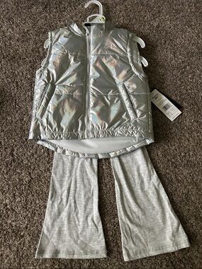 Reebok Iridescent Silver Puffer Vest with Light Gray Heather Pants